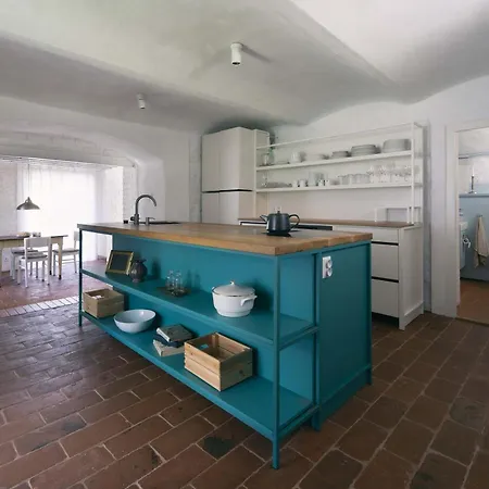 - Design In Former Synagogue * Rabi