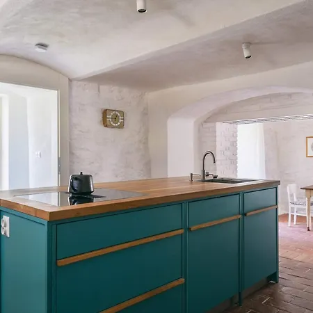 Holiday home - Design In Former Synagogue Rabi