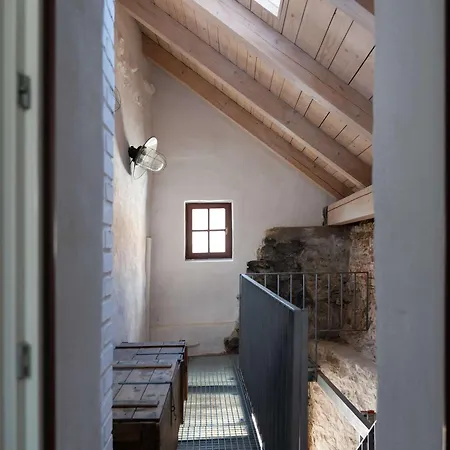 Casa de Férias - Design In Former Synagogue